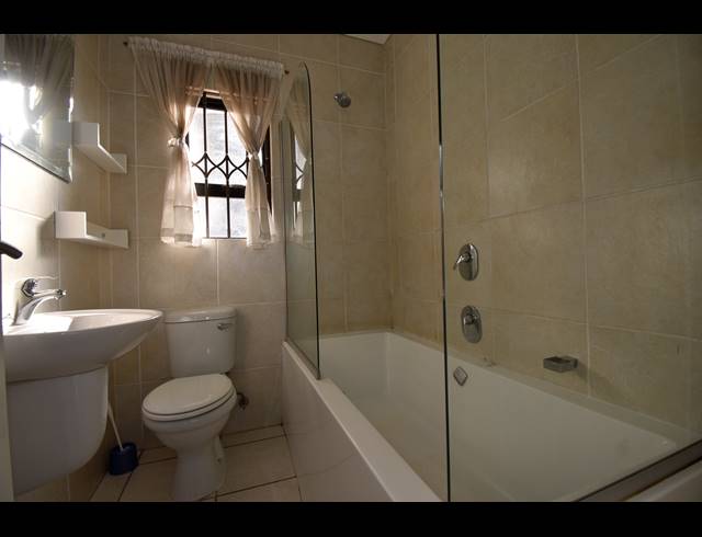 2 BEDROOM APARTMENT FOR SALE IN NORTH RIDING